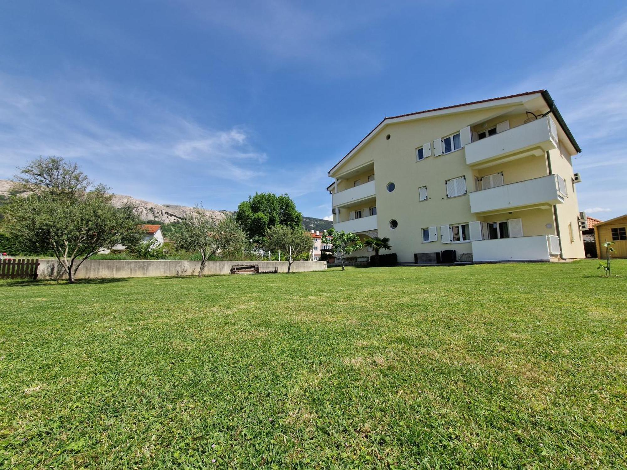 Apartments Josipa Baška Exteriör bild
