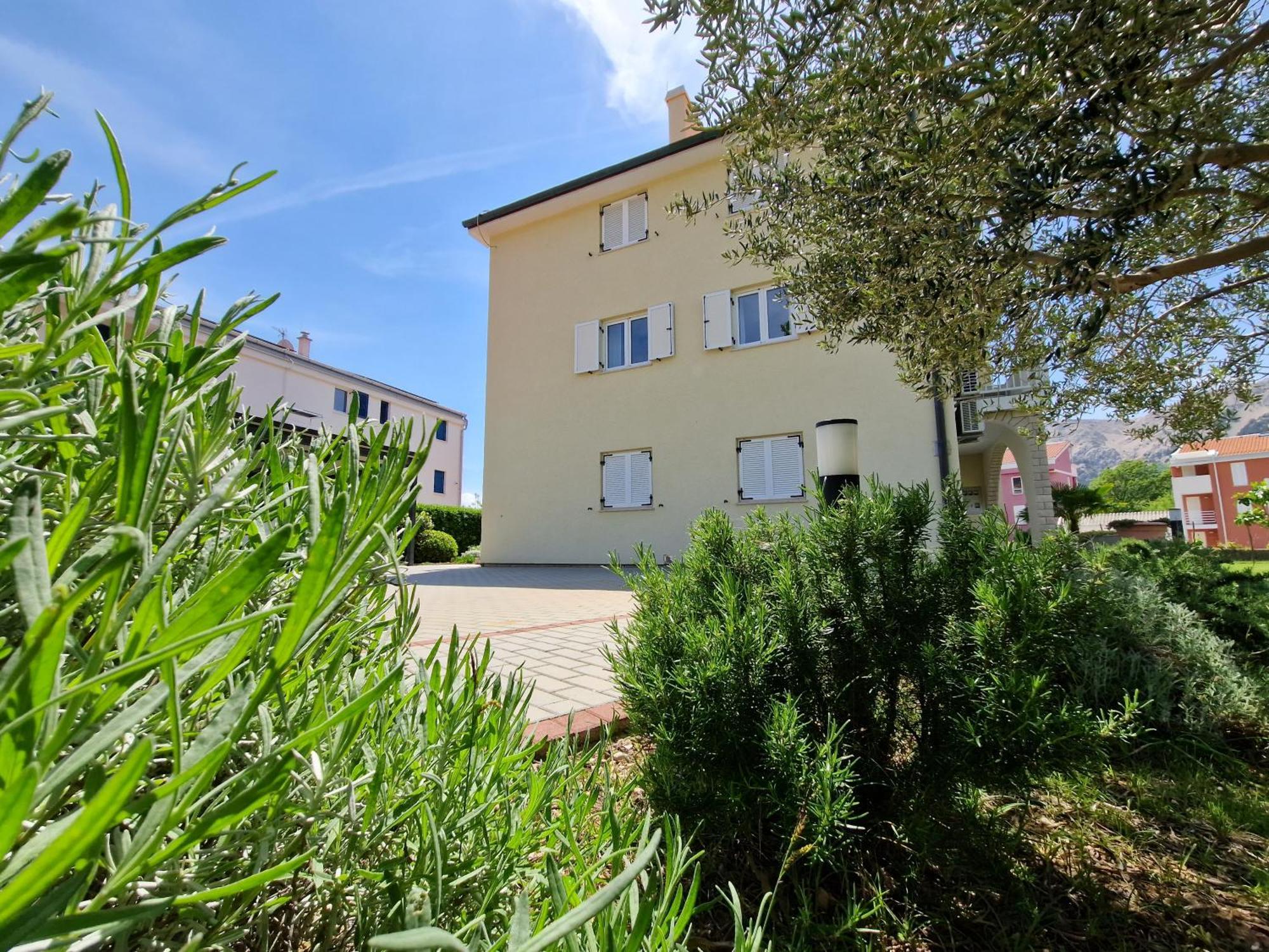 Apartments Josipa Baška Exteriör bild